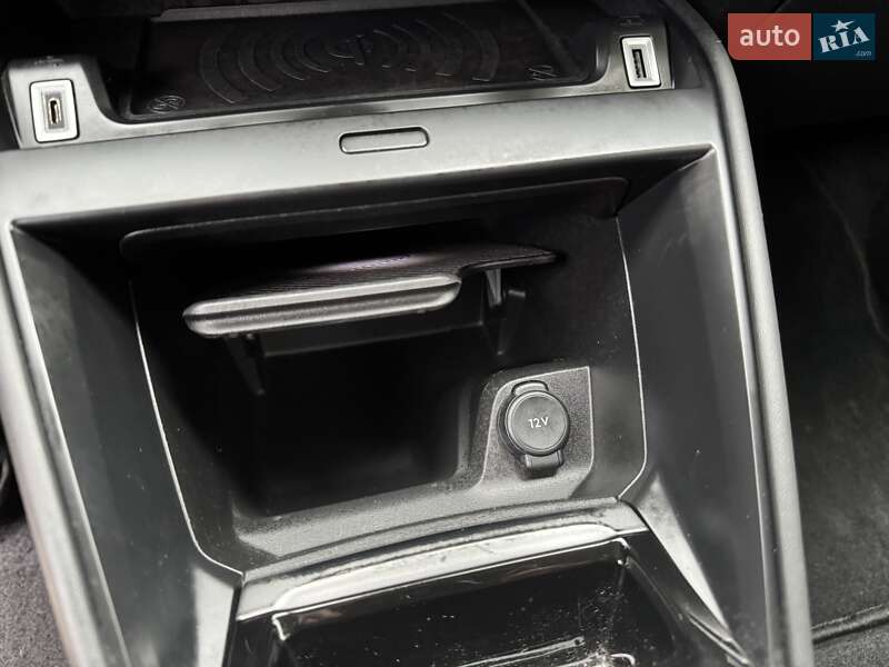 Хетчбек Citroen e-C4 2020 в Дрогобичі фото 88 Хетчбек Citroen e-C4 2020 в Дрогобичі