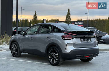 Хетчбек Citroen e-C4 2021 в  фото 6 Хетчбек Citroen e-C4 2021 в