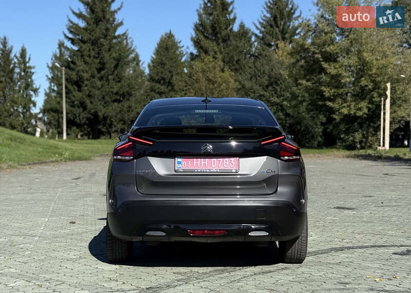 Хэтчбек Citroen e-C4 2023 в Ровно фото 6 Хэтчбек Citroen e-C4 2023 в Ровно