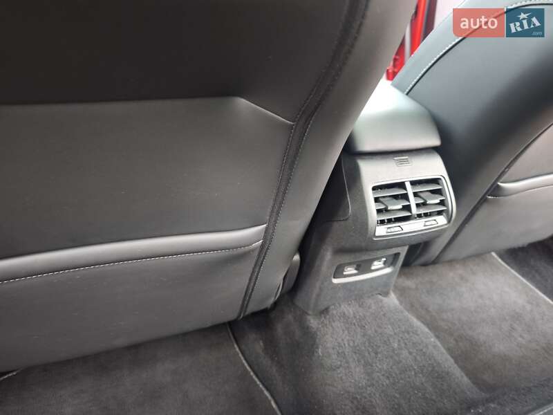 Хэтчбек Citroen e-C4 2021 в Дрогобыче