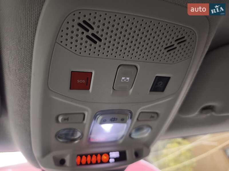 Хэтчбек Citroen e-C4 2021 в Дрогобыче