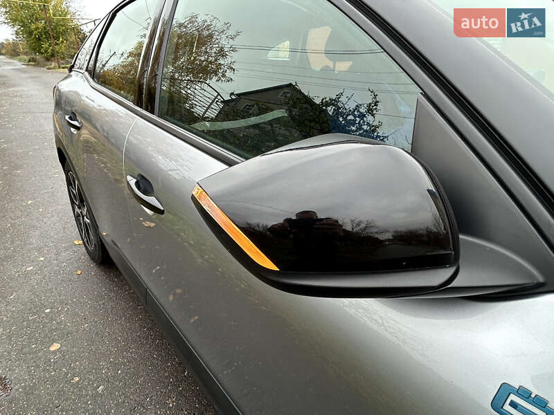 Хетчбек Citroen e-C4 2021 в Чорноморську фото 38 Хетчбек Citroen e-C4 2021 в Чорноморську