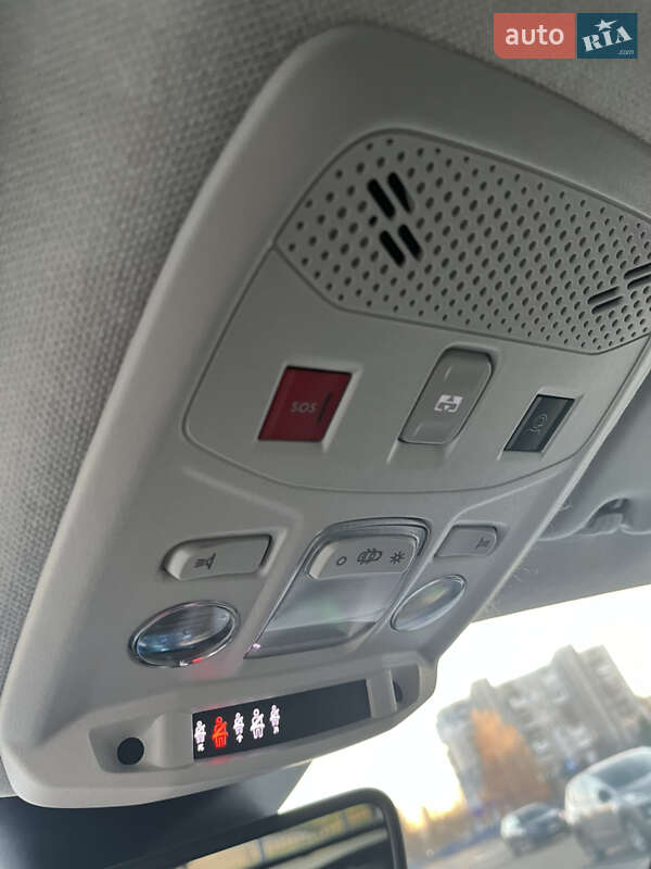 Хэтчбек Citroen e-C4 2023 в Шептицькому фото 15 Хэтчбек Citroen e-C4 2023 в Шептицькому