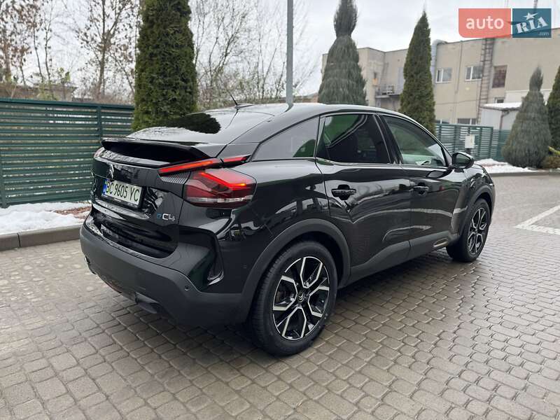 Хэтчбек Citroen e-C4 2022 в Львове