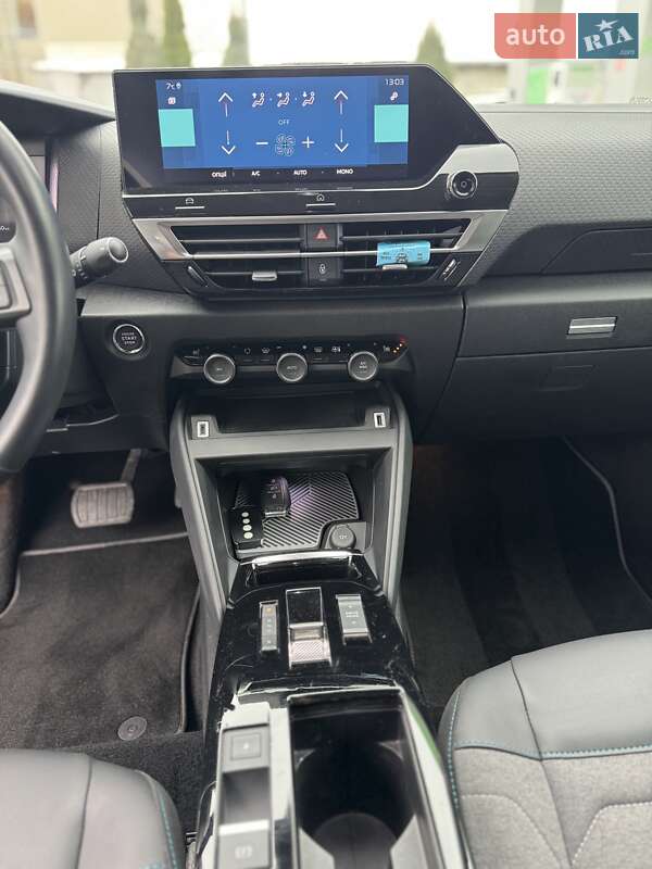 Хэтчбек Citroen e-C4 2022 в Львове