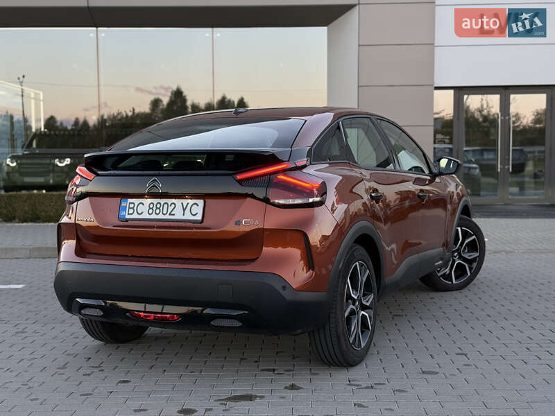 Хэтчбек Citroen e-C4 2022 в Львове