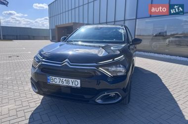 Хэтчбек Citroen e-C4 2023 в Львове