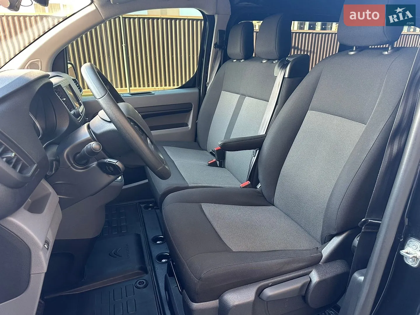 2022 Citroen Jumpy - мініатюра 21