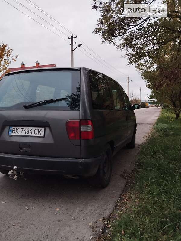 Минивэн Citroen Evasion 1999 в Вараше