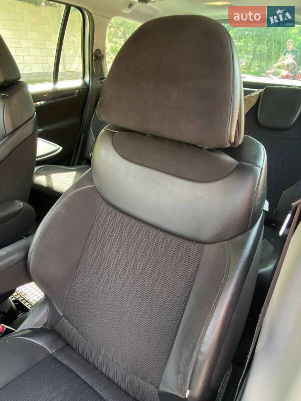 Универсал Citroen Grand C4 Picasso 2011 в Ровно