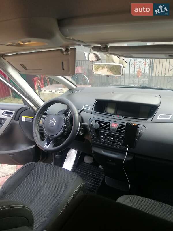 Седан Citroen Grand C4 Picasso 2011 в Ужгороде