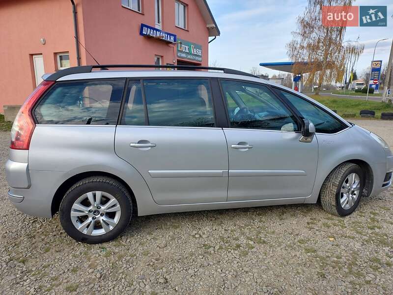 Минивэн Citroen Grand C4 Picasso 2011 в Комарному