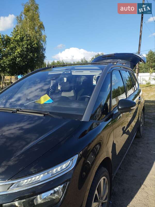 Минивэн Citroen Grand C4 Picasso 2015 в Сарнах