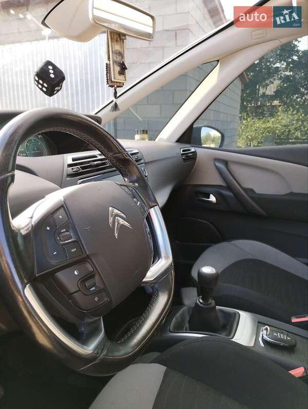 Минивэн Citroen Grand C4 Picasso 2015 в Сарнах