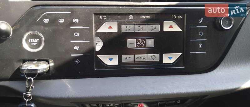 Минивэн Citroen Grand C4 Picasso 2015 в Сторожинце