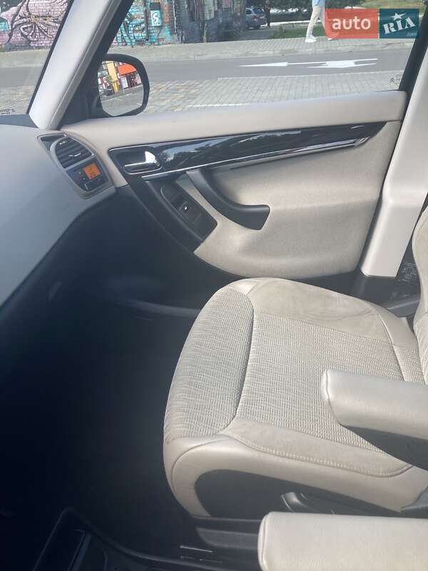 Мінівен Citroen Grand C4 Picasso 2010 в Ковелі