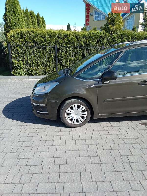 Мінівен Citroen Grand C4 Picasso 2012 в Долині