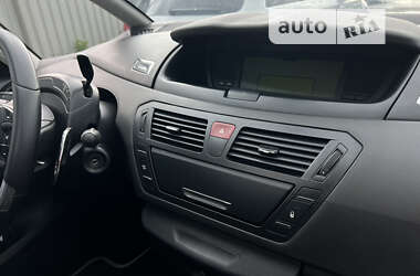 Минивэн Citroen Grand C4 Picasso 2011 в Черновцах