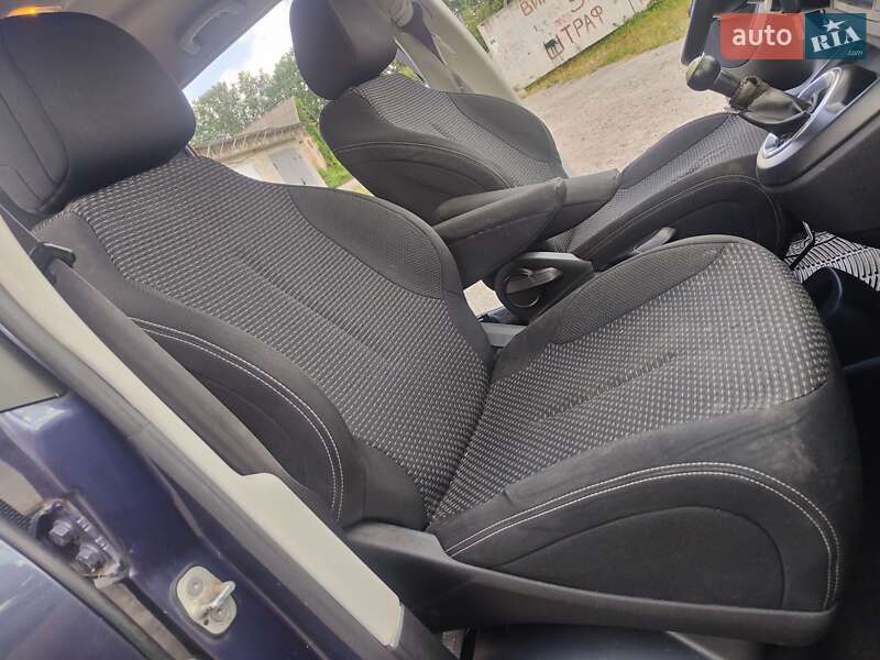 Минивэн Citroen Grand C4 Picasso 2010 в Киеве