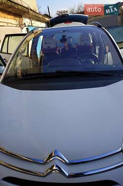 Мінівен Citroen Grand C4 Picasso 2011 в 