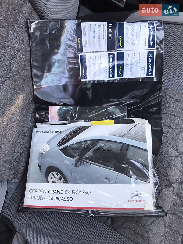 Мінівен Citroen Grand C4 Picasso 2011 в Кам'янець-Подільському