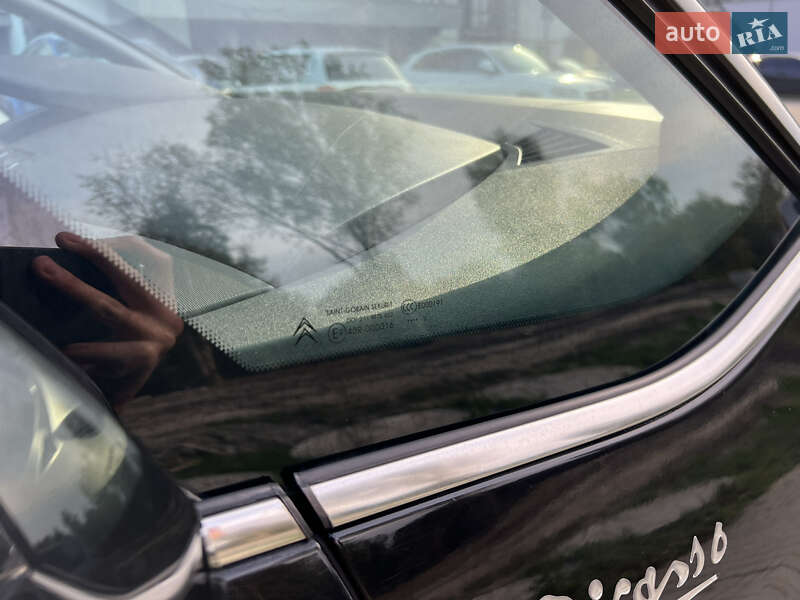 Минивэн Citroen Grand C4 Picasso 2010 в Березному