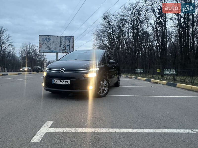 Минивэн Citroen Grand C4 Picasso 2015 в 