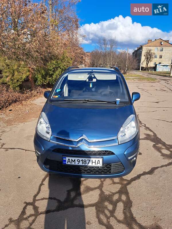 Citroen Grand C4 Picasso 2011