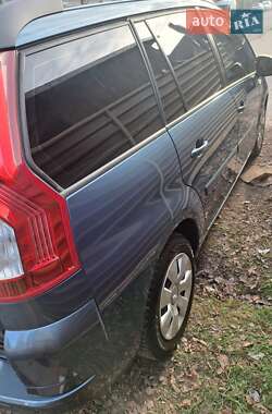 Минивэн Citroen Grand C4 Picasso 2011 в 