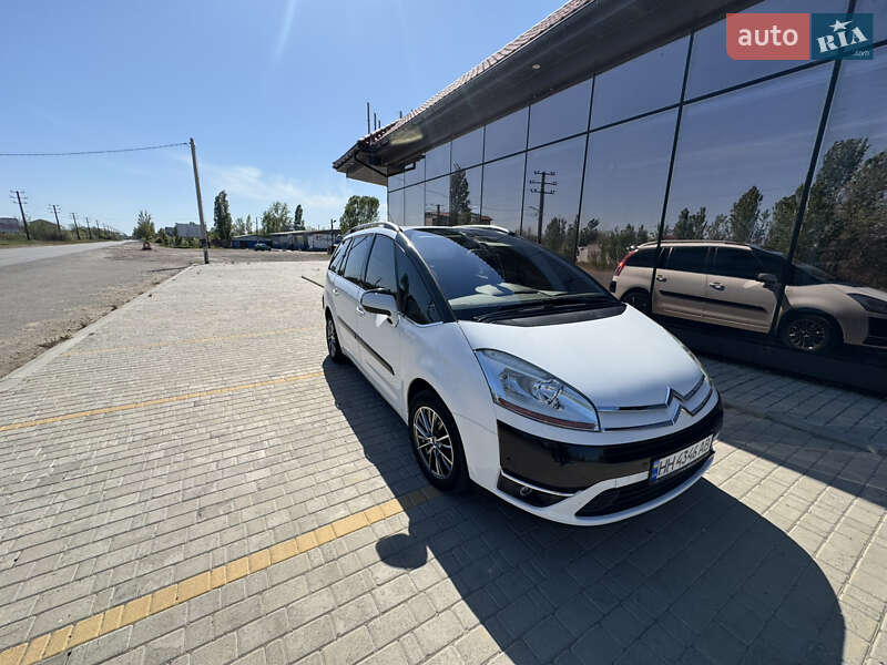 Минивэн Citroen Grand C4 Picasso 2010 в Каролине-Бугазе