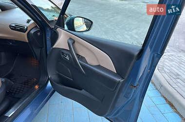 Минивэн Citroen Grand C4 Picasso 2015 в 