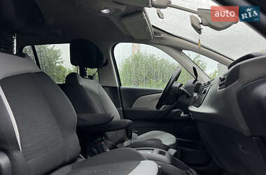 Мінівен Citroen Grand C4 Picasso 2015 в 