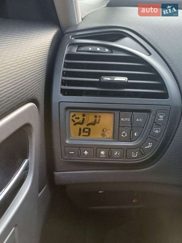 Мінівен Citroen Grand C4 Picasso 2009 в Глевасі