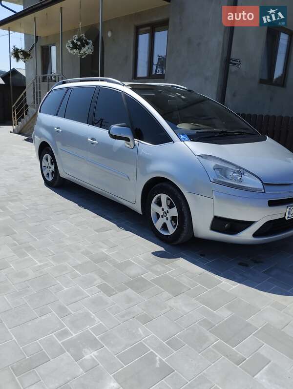 Мінівен Citroen Grand C4 Picasso 2012 в Чернівцях