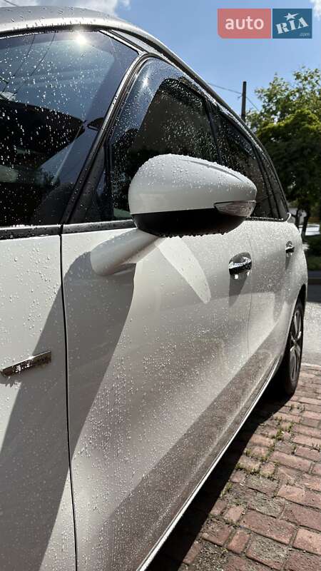 Минивэн Citroen Grand C4 Picasso 2016 в Харькове фото 50 Минивэн Citroen Grand C4 Picasso 2016 в Харькове