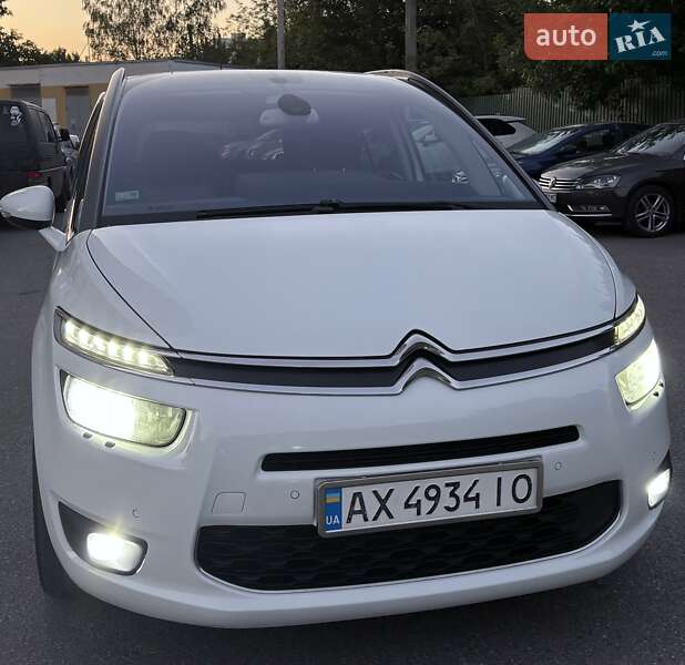 Минивэн Citroen Grand C4 Picasso 2016 в Харькове фото 99 Минивэн Citroen Grand C4 Picasso 2016 в Харькове