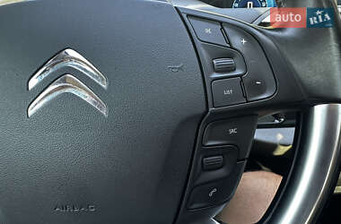Минивэн Citroen Grand C4 Picasso 2016 в 