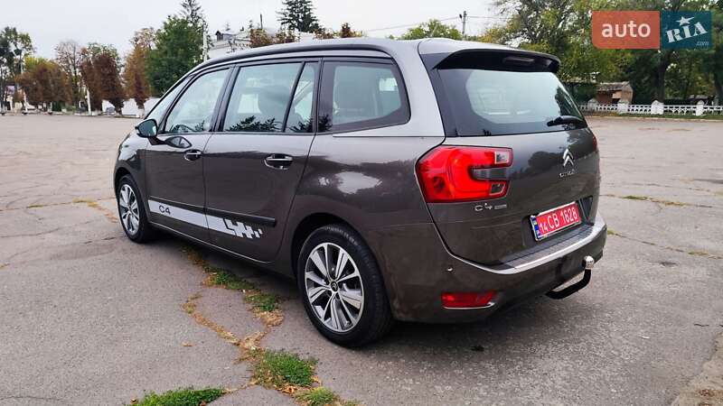 Минивэн Citroen Grand C4 Picasso 2016 в Новоархангельске