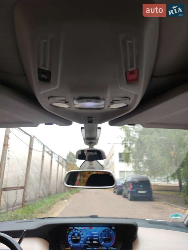 Минивэн Citroen Grand C4 Picasso 2015 в Киеве фото 16 Минивэн Citroen Grand C4 Picasso 2015 в Киеве