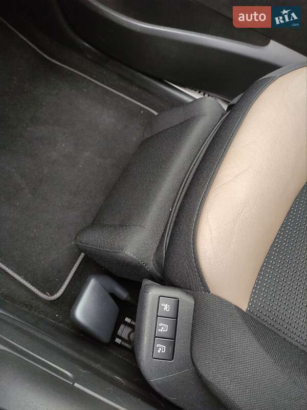 Минивэн Citroen Grand C4 Picasso 2015 в Киеве фото 27 Минивэн Citroen Grand C4 Picasso 2015 в Киеве