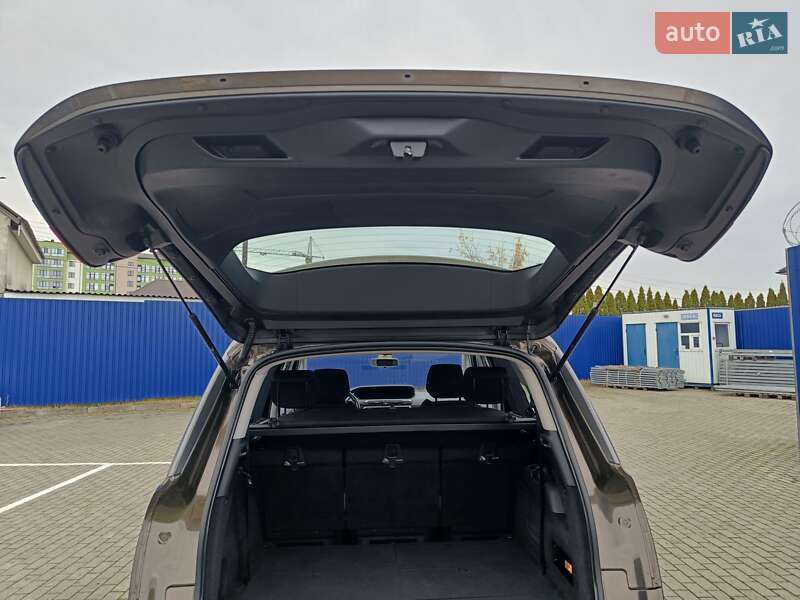 Минивэн Citroen Grand C4 Picasso 2014 в Калуше фото 30 Минивэн Citroen Grand C4 Picasso 2014 в Калуше