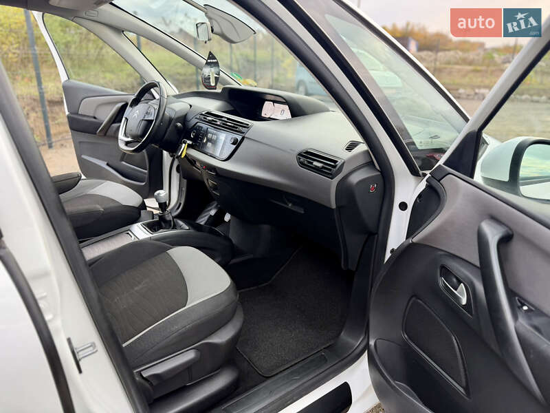 Минивэн Citroen Grand C4 Picasso 2015 в Ровно фото 25 Минивэн Citroen Grand C4 Picasso 2015 в Ровно