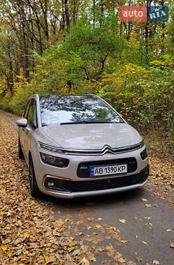 Мінівен Citroen Grand C4 Picasso 2016 в  фото 3 Мінівен Citroen Grand C4 Picasso 2016 в