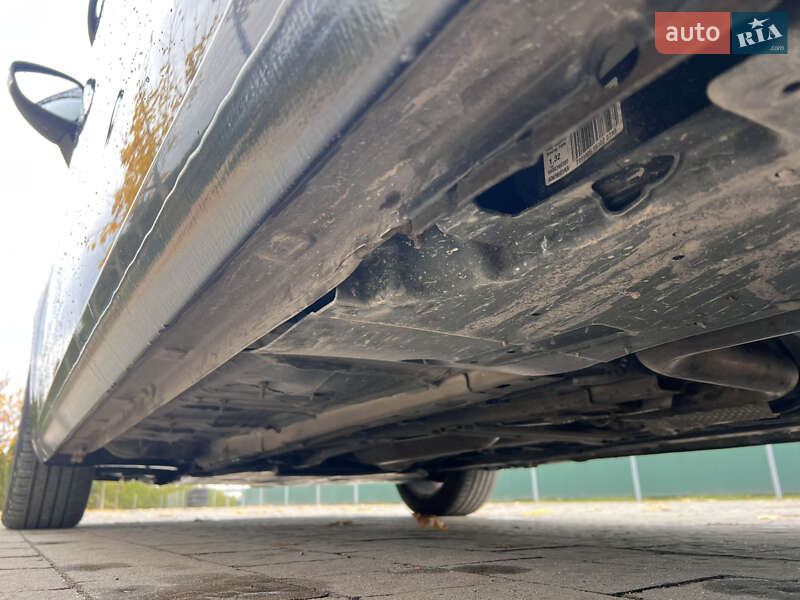 Мінівен Citroen Grand C4 Picasso 2015 в Львові фото 45 Мінівен Citroen Grand C4 Picasso 2015 в Львові