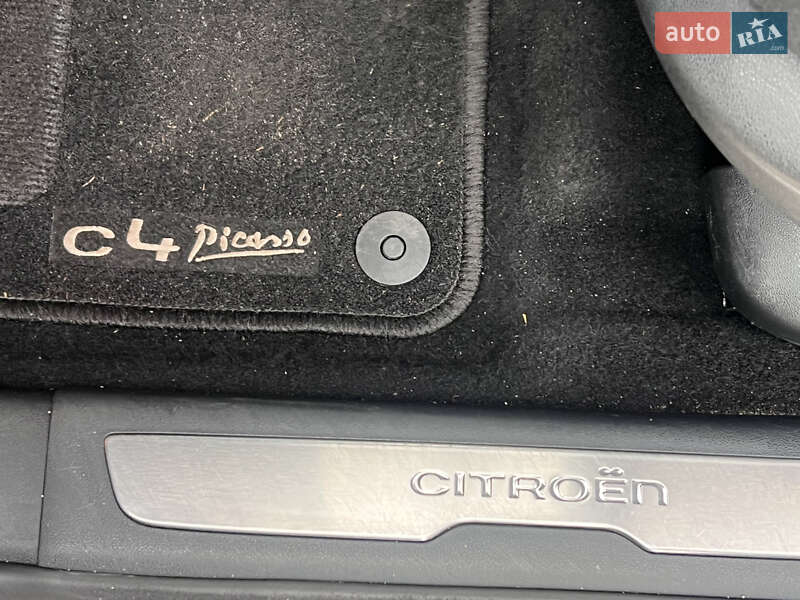 Мінівен Citroen Grand C4 Picasso 2015 в Львові фото 73 Мінівен Citroen Grand C4 Picasso 2015 в Львові