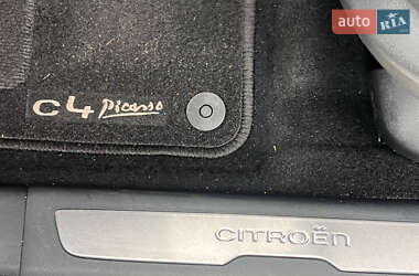 Минивэн Citroen Grand C4 Picasso 2015 в 