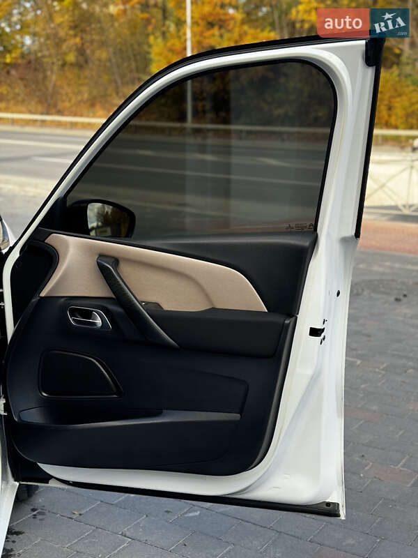 Минивэн Citroen Grand C4 Picasso 2014 в Тернополе фото 41 Минивэн Citroen Grand C4 Picasso 2014 в Тернополе