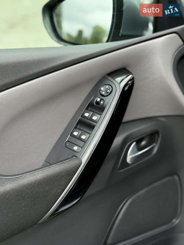 Мінівен Citroen Grand C4 Picasso 2016 в Дубні