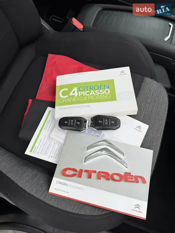 Мінівен Citroen Grand C4 Picasso 2016 в Дубні документ