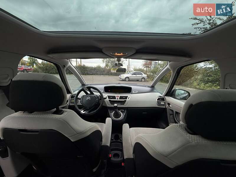 Мінівен Citroen Grand C4 Picasso 2008 в Кривому Розі фото 43 Мінівен Citroen Grand C4 Picasso 2008 в Кривому Розі